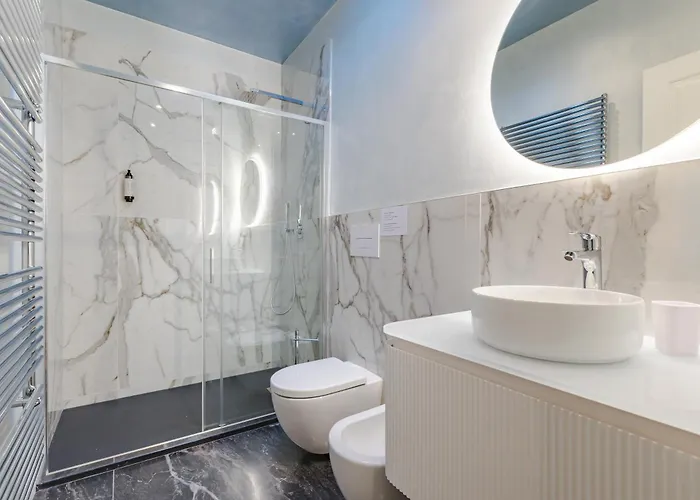 Via Ghiberti Stazione 50 *